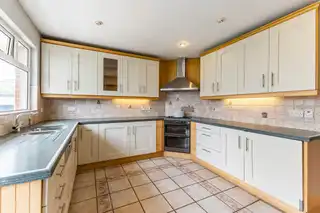 16 DeanfieldImage 11