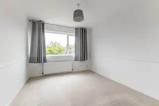 16 DeanfieldImage 18