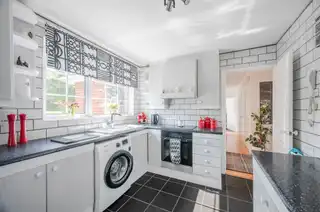 6 Seymour AvenueImage 12