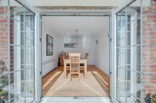 6 Seymour AvenueImage 10