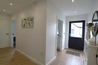 4 LisnavaleImage 34