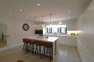 4 LisnavaleImage 19