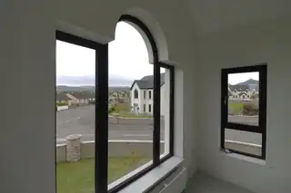 4 LisnavaleImage 59