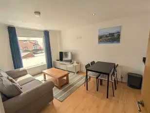 Apartment 12 Strand CentralImage 3