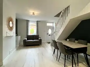 32 Olympia DriveImage 6