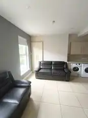 1 162 Ormeau RoadImage 4