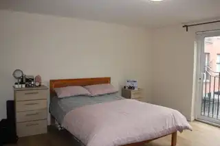 2 79 Malone AvenueImage 8