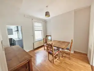 200 Ravenhill AvenueImage 5