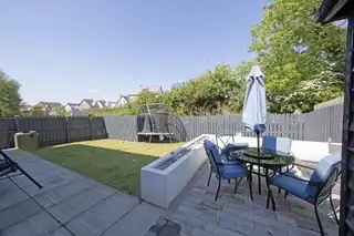385 Belvedere ManorImage 28