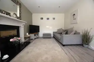 385 Belvedere ManorImage 4