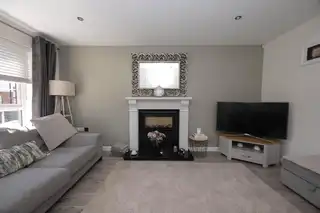 385 Belvedere ManorImage 6