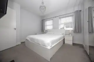 346 Belvedere ManorImage 18