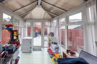 7 Castle Lane MewsImage 10