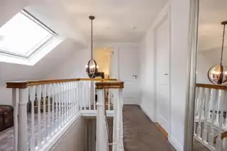 10 Villiers AvenueImage 27
