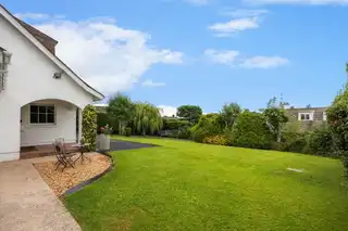 10 Villiers AvenueImage 6