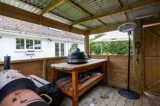 10 Villiers AvenueImage 47