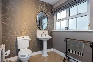 10 Villiers AvenueImage 23