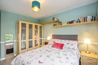 10 Villiers AvenueImage 42