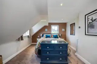 10 Villiers AvenueImage 35