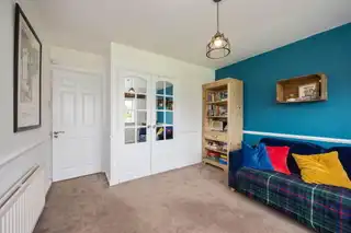 10 Villiers AvenueImage 25