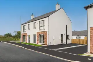 34 Ballynamoney ViewImage 2