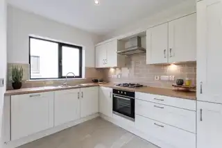 31 Ballynamoney ViewImage 10