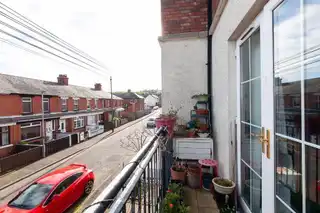 4 56 Alexandra AvenueImage 2