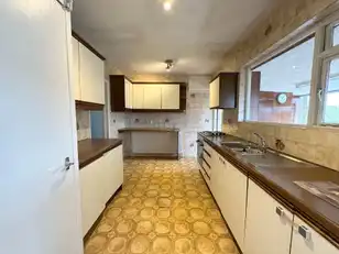 83 Barban HillImage 8