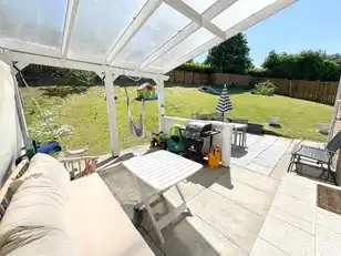 18 Oak LodgeImage 15