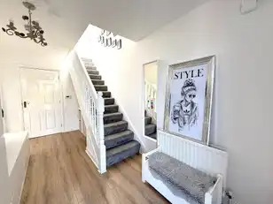 18 Oak LodgeImage 2