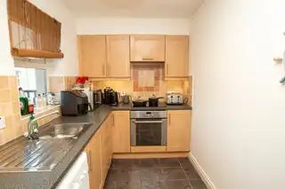 80 The QuayImage 7