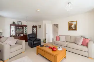 2 Wellington Park WayImage 5
