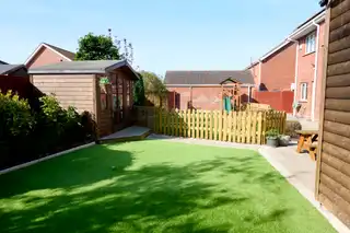 1 Willow LodgeImage 71
