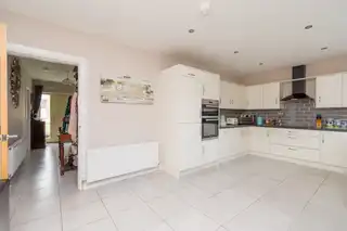 78A Monree HillImage 12
