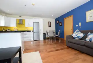 27 Village CourtImage 6