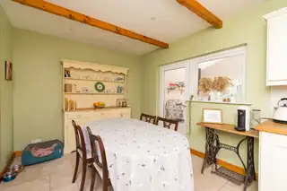 37 Halfpennygate RoadImage 16