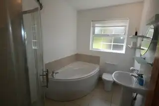 49 Glebe GardensImage 6