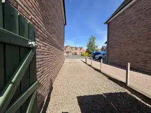 27 Church GreenImage 18