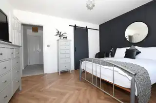 4 Laurelvale GroveImage 20