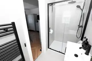 4 Laurelvale GroveImage 22