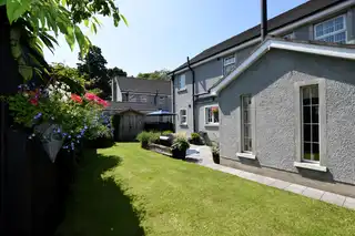 4 Laurelvale GroveImage 36