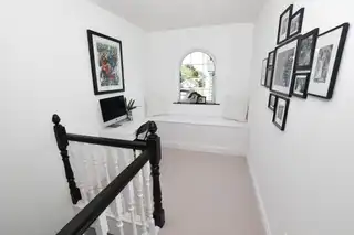 4 Laurelvale GroveImage 17