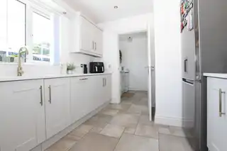 4 Laurelvale GroveImage 13