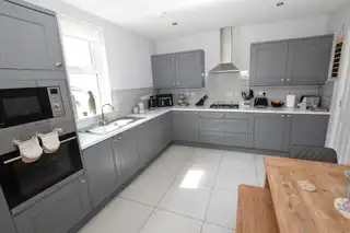 43 Linen FieldsImage 8