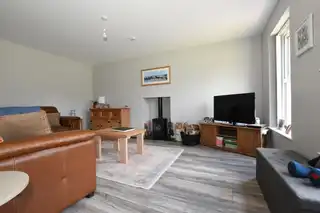 16 Glebe CloseImage 4