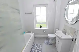 11 Linen FieldsImage 18