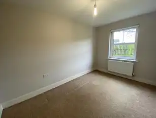 1B Rocksfield ViewImage 9