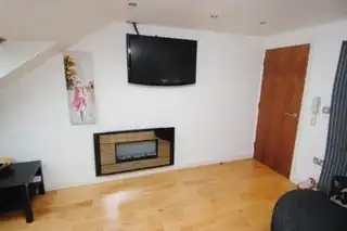 117 Eglinton StreetImage 10