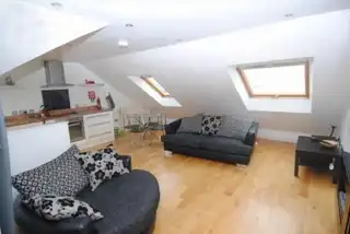 117 Eglinton StreetImage 12
