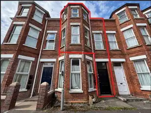Image 1 for 21 Eglantine Gardens